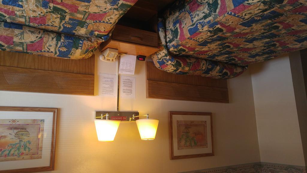 Rainbow Inn カリゾゾ エクステリア 写真