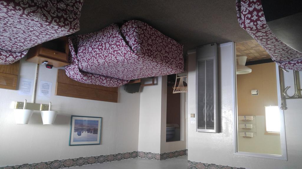 Rainbow Inn カリゾゾ エクステリア 写真