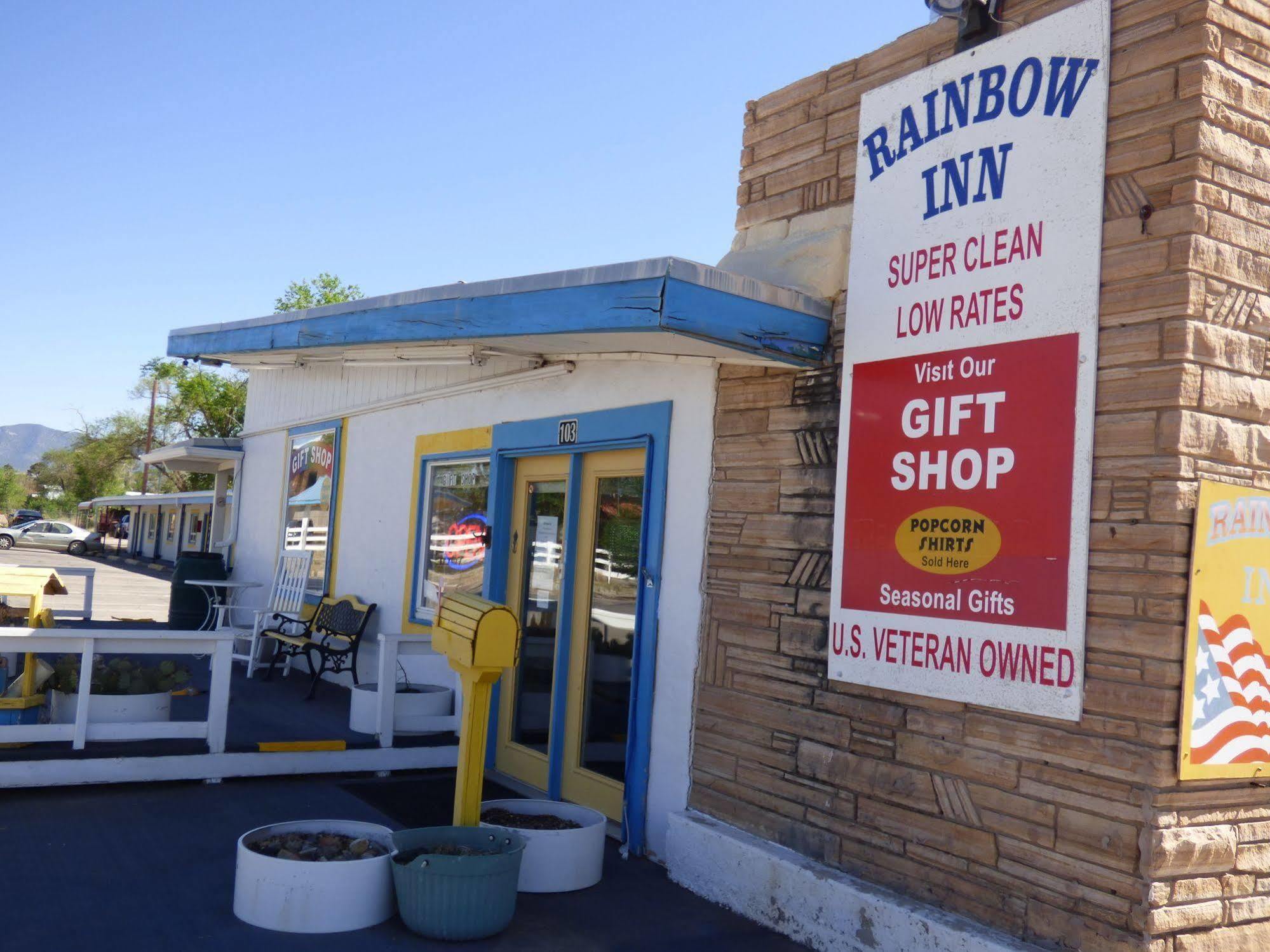 Rainbow Inn カリゾゾ エクステリア 写真